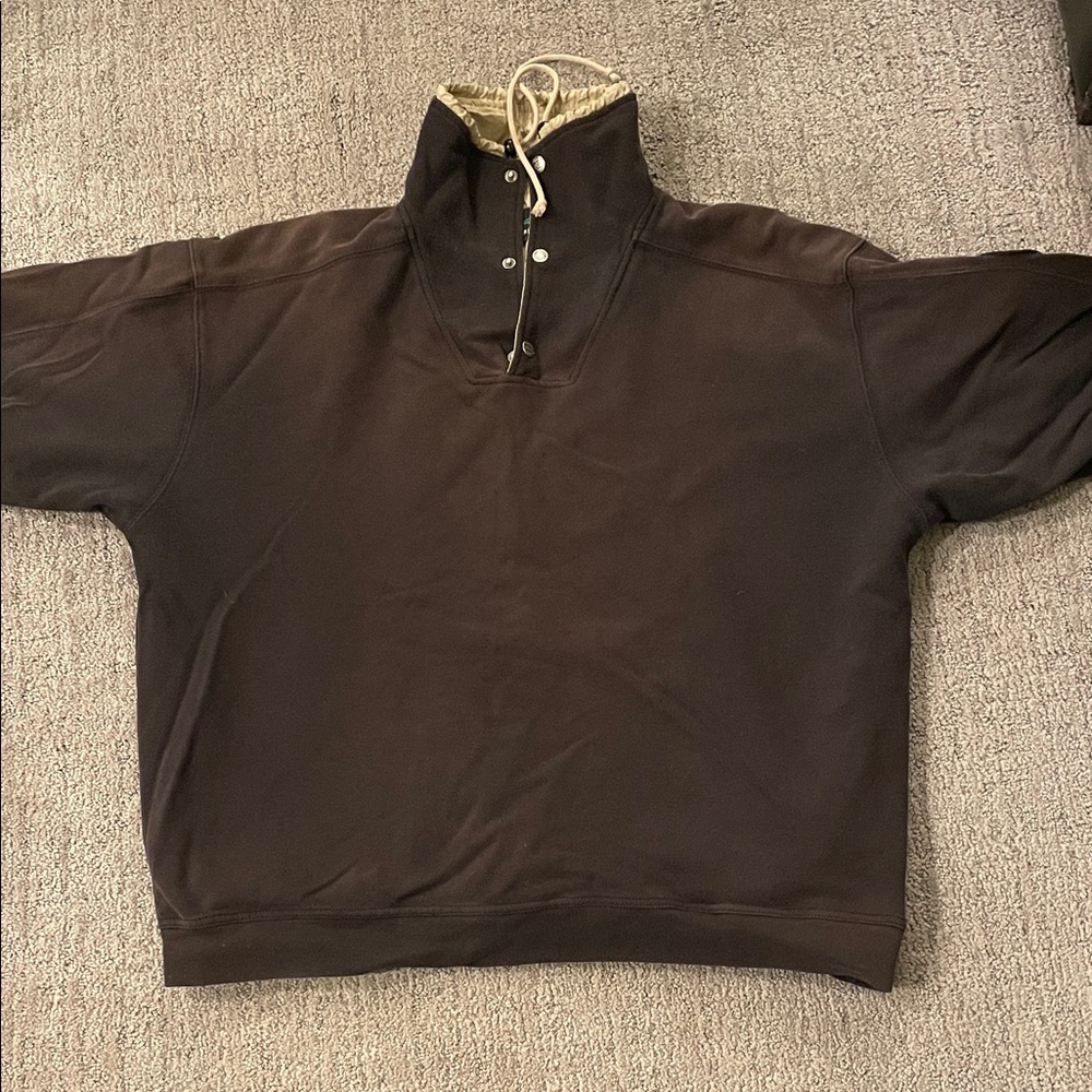 Greg Norman Collection Black Pullover with Gold Accents